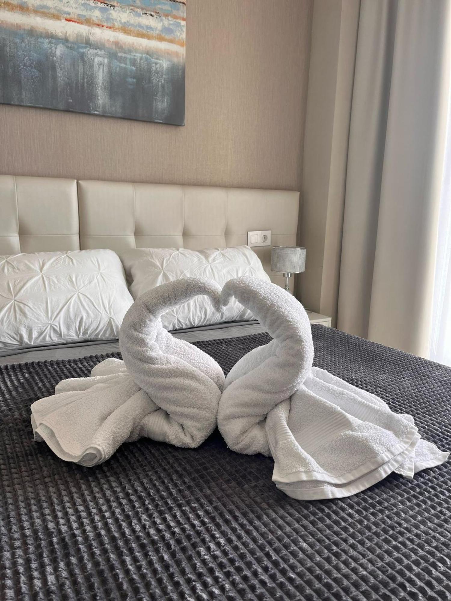 Apto Ciudad Jardin Vista Mar Planta 5 *